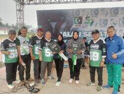 Dua warga Kalukubula dapat undian motor di Milad KAHMI