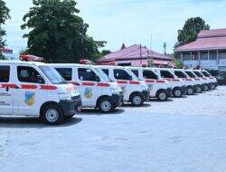 Gubernur Anwar Hafid Serahkan 19 Unit Ambulance bagi Rumah Ibadah dan Yayasan Keagamaan