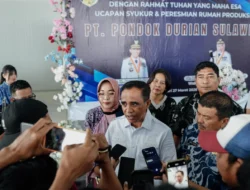 Gubernur Anwar Hafid Resmikan Packing House Durian di Parimo