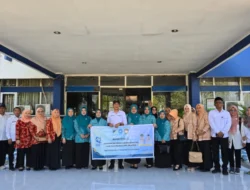 Moment HUTDA Sulteng ke 62,  Dinsos Sulteng Berbagi Bantuan Kepada LKS