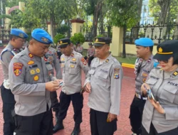 Propam Polresta Palu  Lakukan Pemeriksaan Kelengkapan Personel untuk Tingkatkan Disiplin Anggota