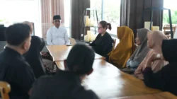 Respon Tuntutan Warga Luwuk, Gubernur Anwar Hafid Siap Kawal Penyelesaian Sengketa Tanjung Sari