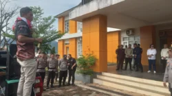 Sufran Tanadi Menepis Isu Demo dan Program Desa Di Tompira Morut